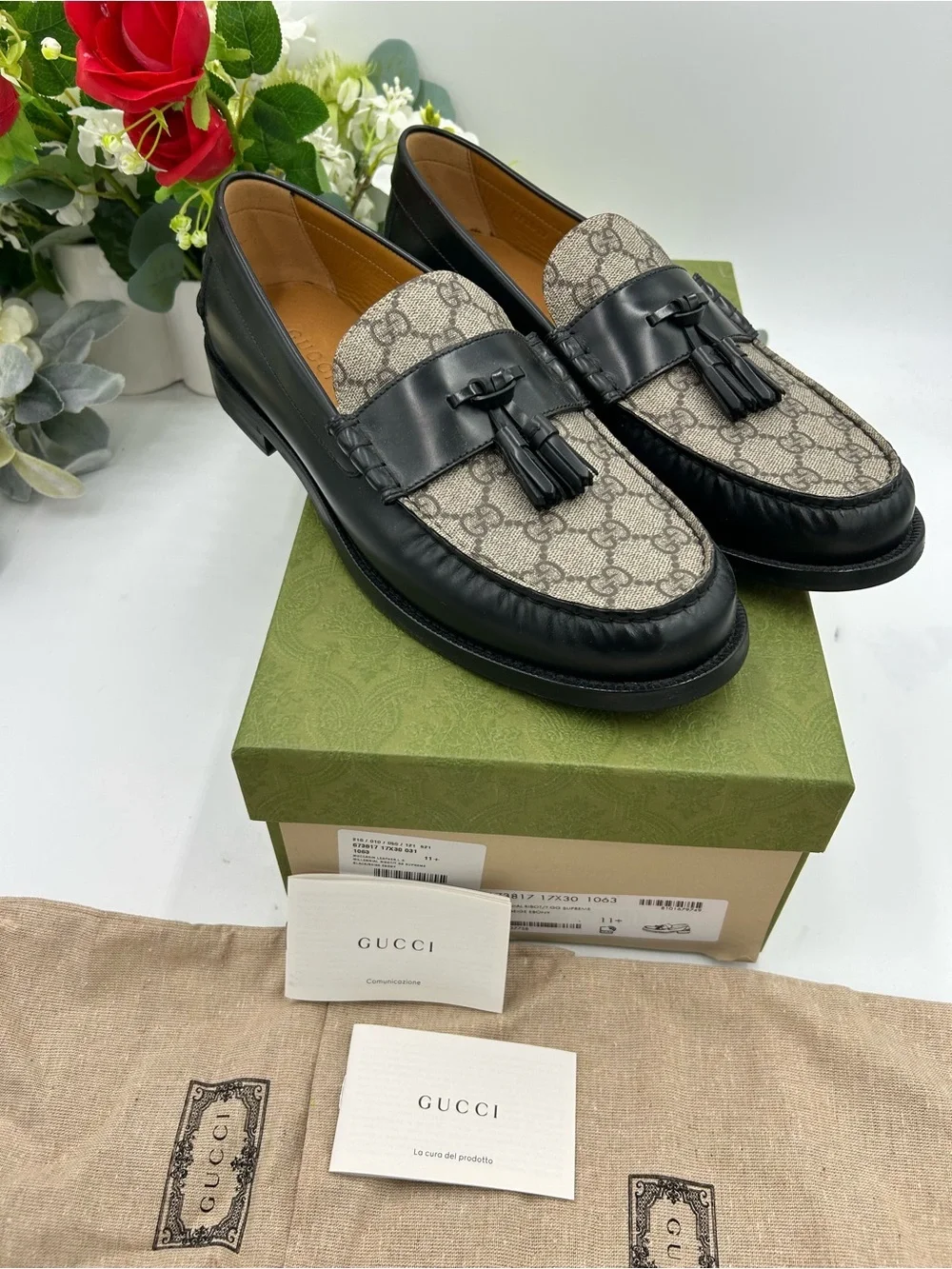 Men's Gucci, GG Supreme tassel loafers size 11.5 fits 12 US made in Italy